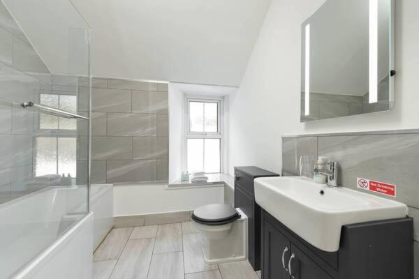 Strathardle Lodge Kirkmichael  Ngoại thất bức ảnh