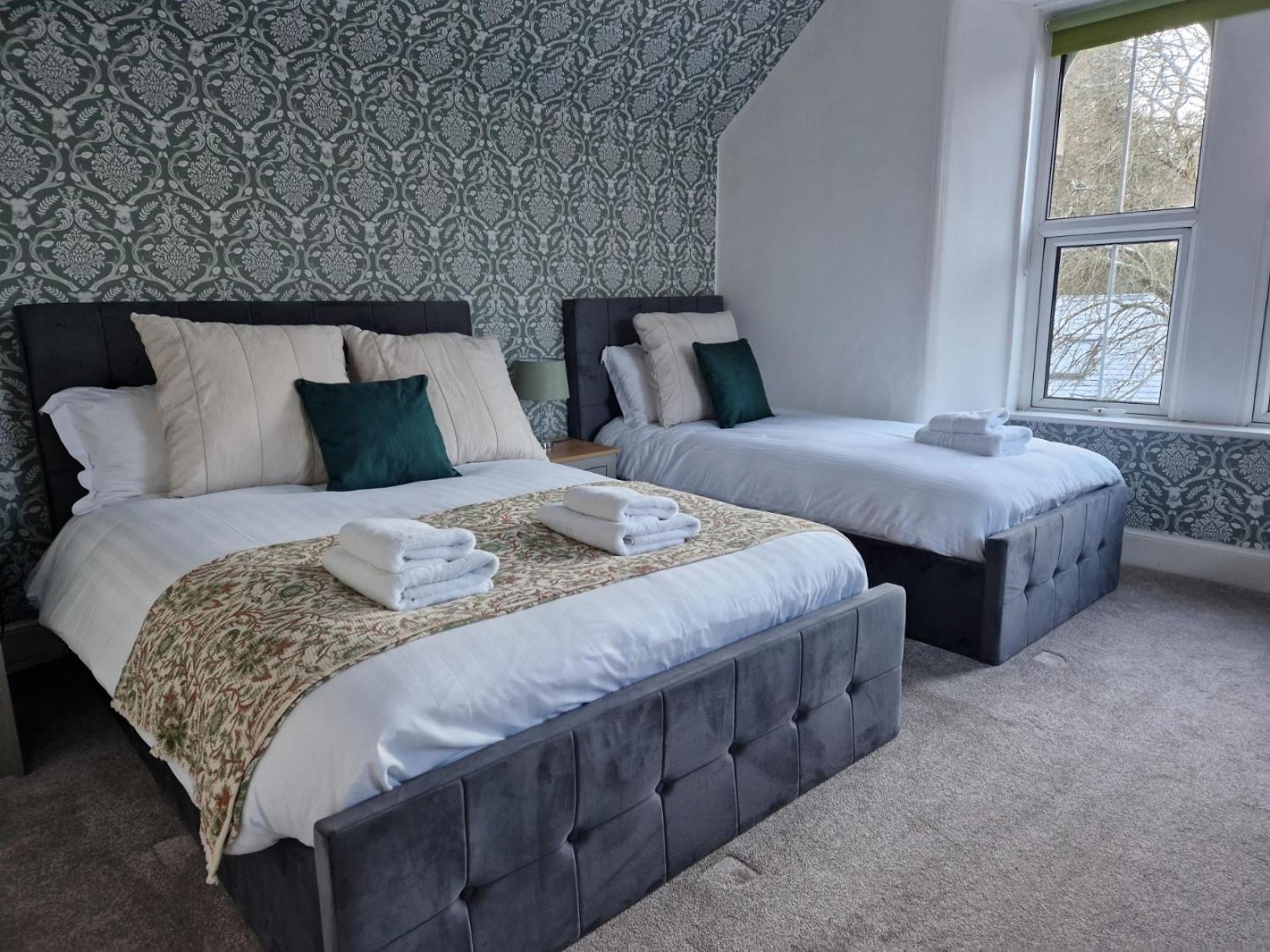 Strathardle Lodge Kirkmichael  Ngoại thất bức ảnh